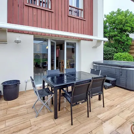3 Bedroom Gorgeous Home In Angresse