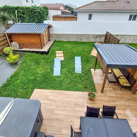3 Bedroom Gorgeous Home In Angresse Prázdninový dům
