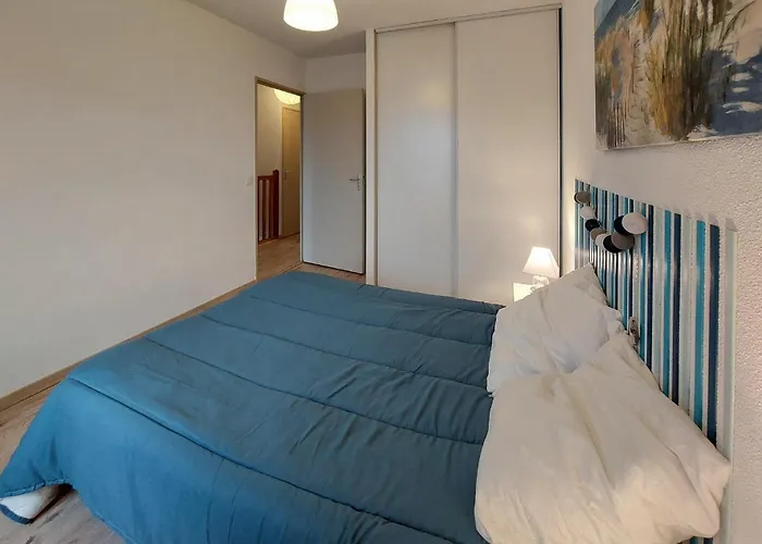 Feriehus Stunning In With Kitchen *