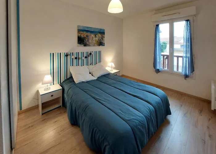 Stunning In With Kitchen Feriehus *