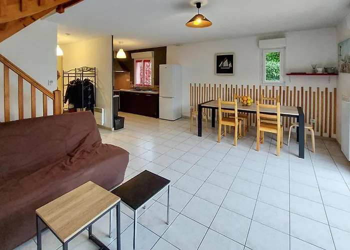 Stunning In With Kitchen *