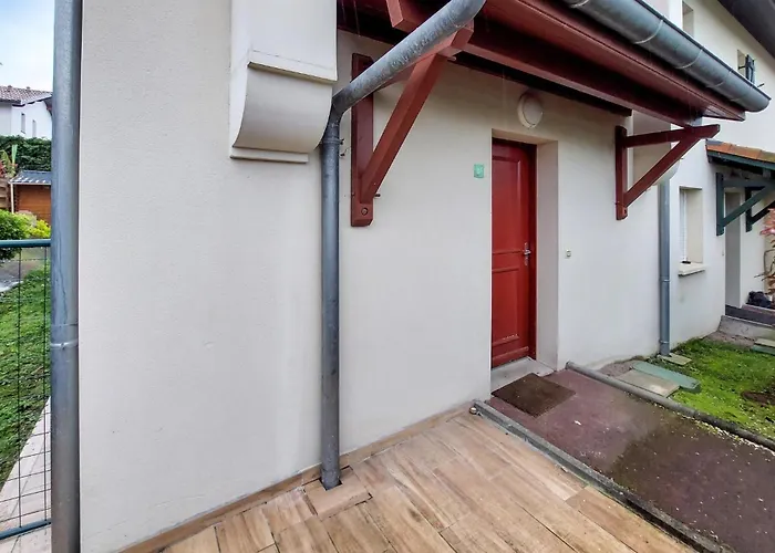 Feriehus Stunning In With Kitchen *